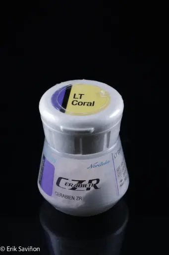 CZR BODY LT CORAL ZIRCONIA (50GR) P